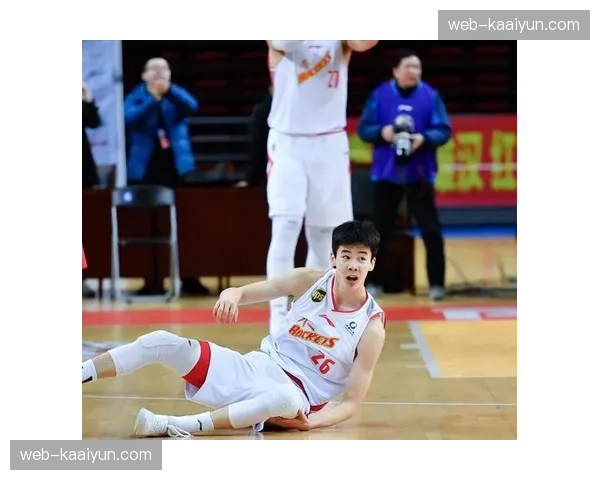 郭昊文六次30+并列本土第一 同曦后卫得分爆发力突出